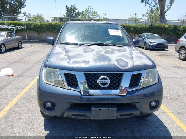 Nissan Frontier Sv