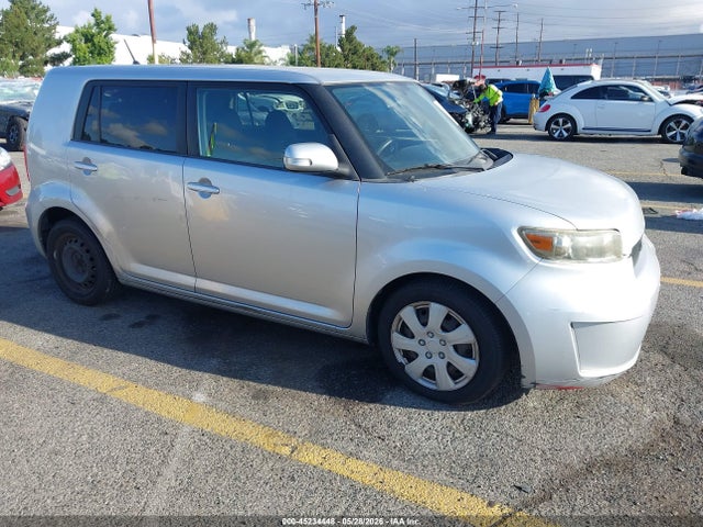 Salvage Scion xB Image