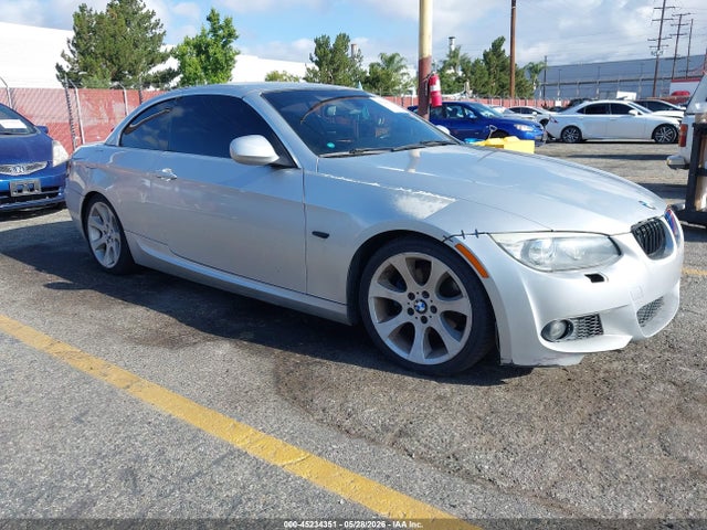 Salvage BMW 3 Series Image