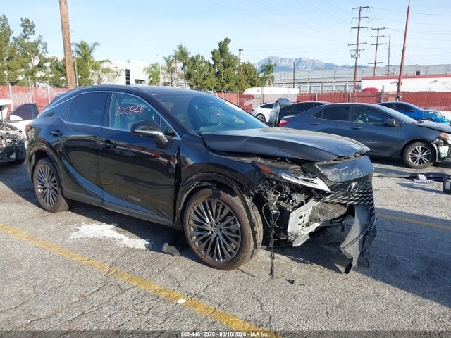 Salvage Lexus RX Image