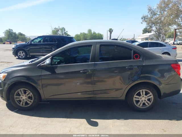 Chevrolet Sonic Lt Auto