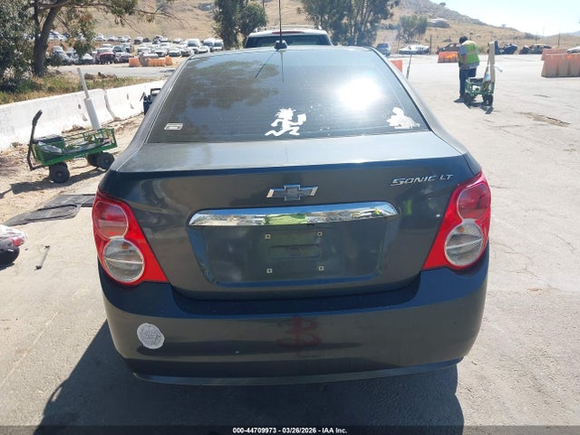 Chevrolet Sonic Lt Auto
