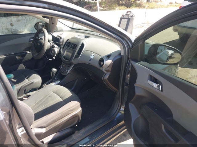 Chevrolet Sonic Lt Auto