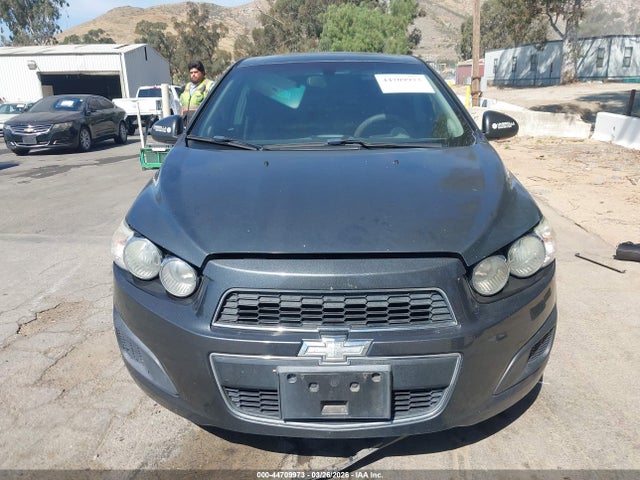 Chevrolet Sonic Lt Auto