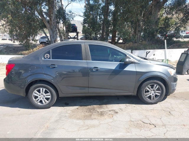 Chevrolet Sonic Lt Auto