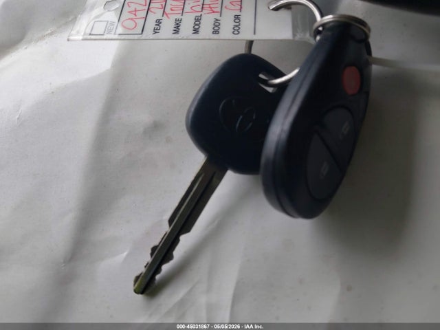 Toyota Highlander Base Plus V6