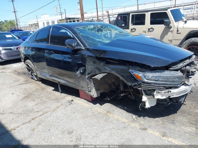Salvage Honda Accord Image