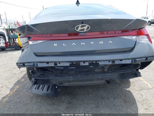 Hyundai ELANTRA Se