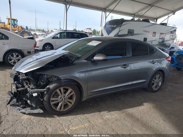 Hyundai ELANTRA Sel