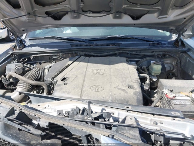 Toyota Tacoma Prerunner V6