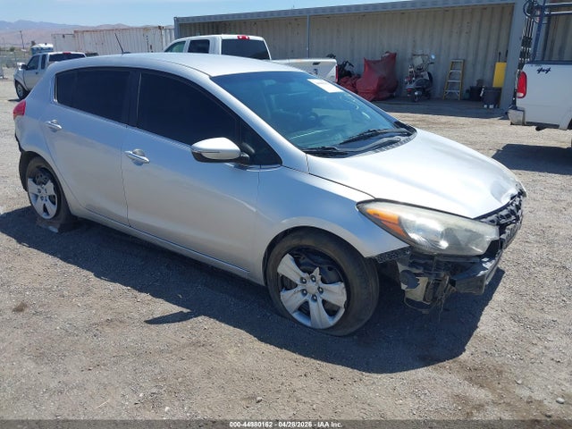 Salvage Kia Forte Image