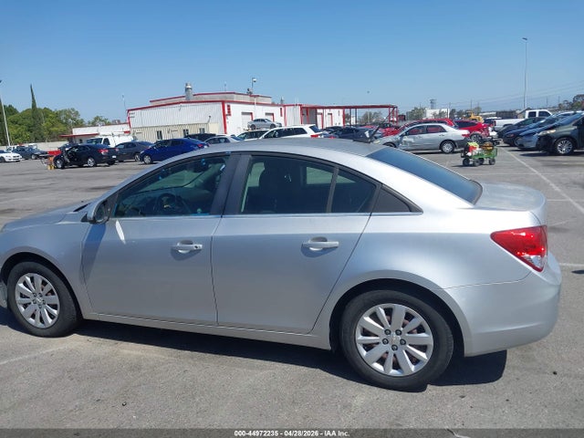 Chevrolet Cruze 1lt