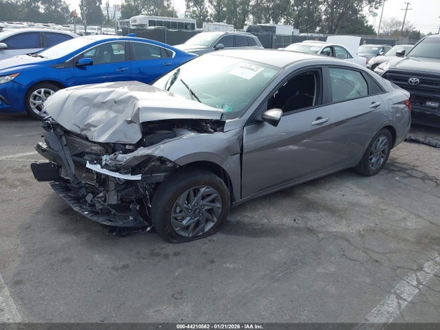 Hyundai ELANTRA Sel