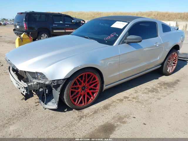 Ford Mustang V6