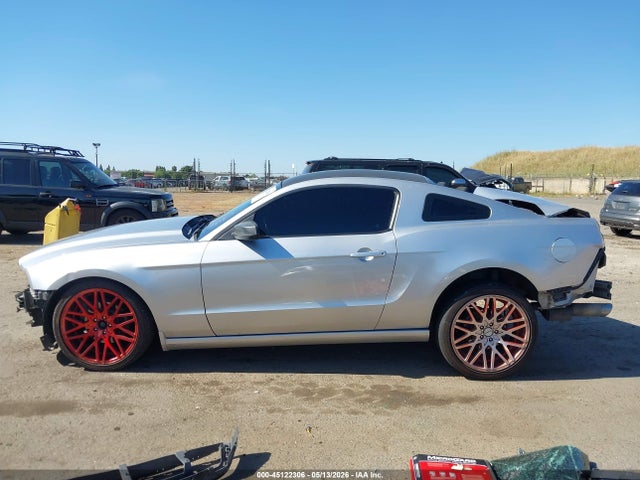 Ford Mustang V6