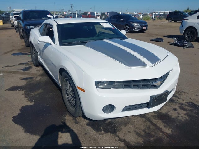 Salvage Chevrolet Camaro Image