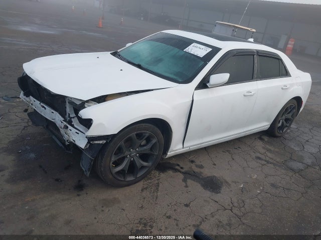 Chrysler 300 S