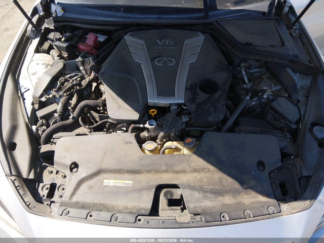 INFINITI Q50 3.0t Luxe