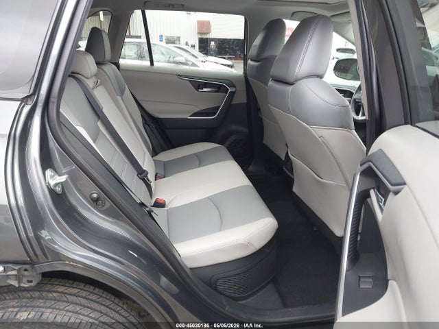 Toyota RAV4 Xle Premium