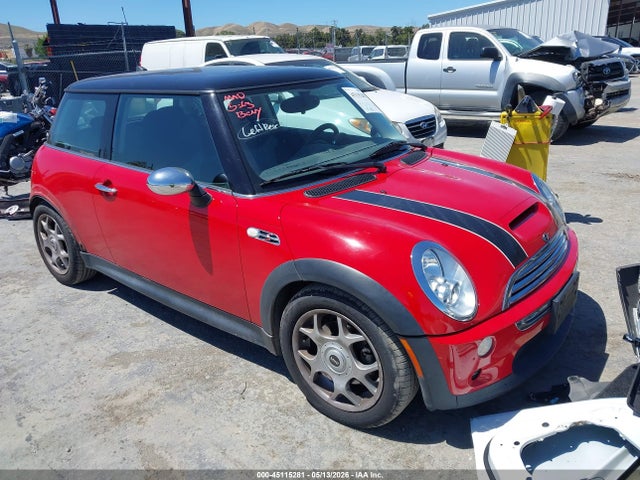 Salvage MINI Cooper S Image