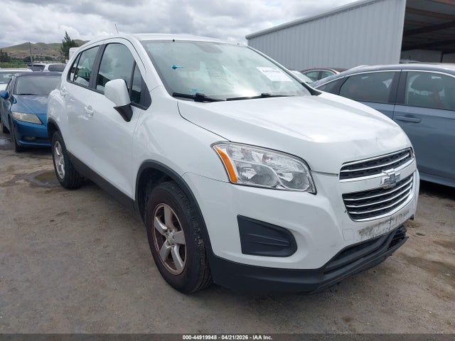 Salvage Chevrolet Trax Image
