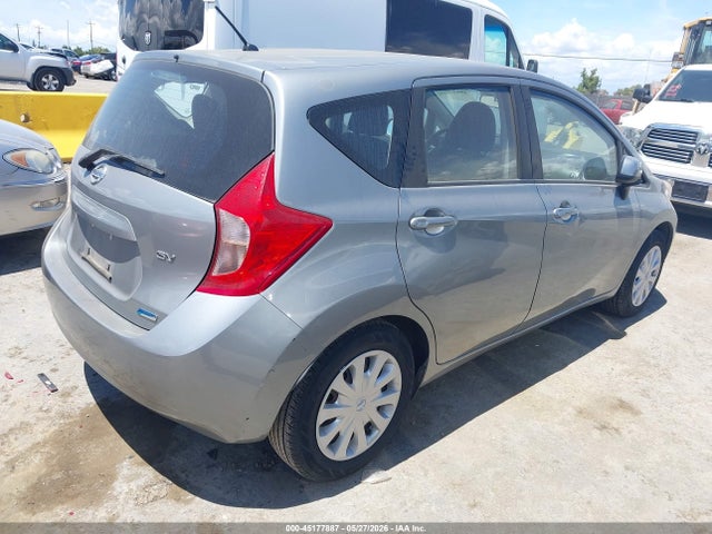 Nissan Versa