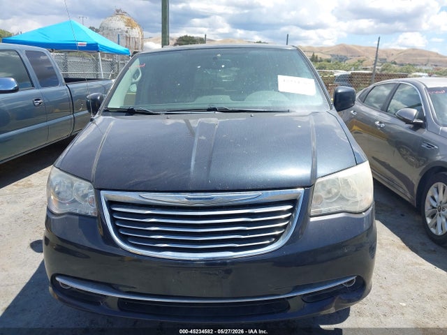 Chrysler Town & Country Touring