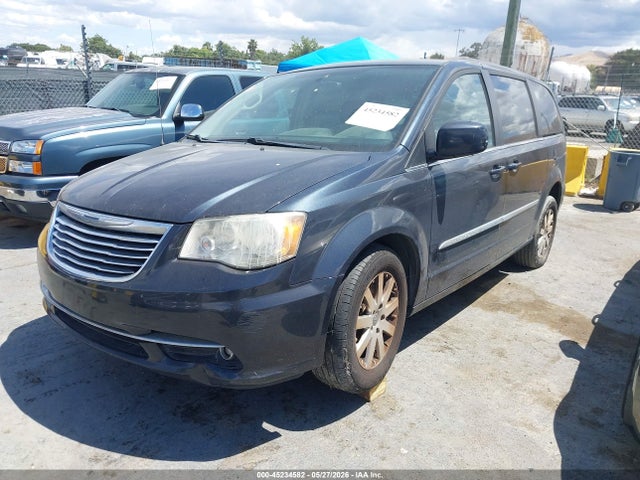 Chrysler Town & Country Touring
