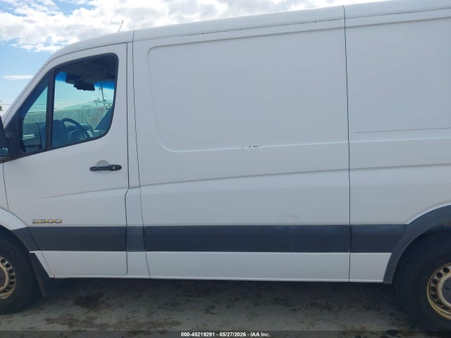 Dodge Sprinter Van 2500