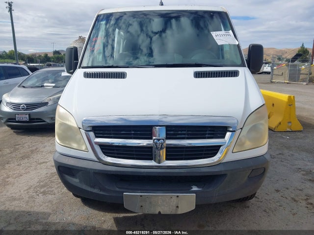 Dodge Sprinter Van 2500