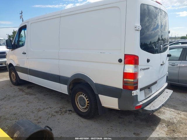 Dodge Sprinter Van 2500