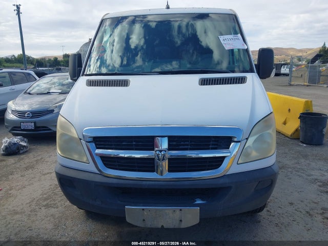 Dodge Sprinter Van 2500