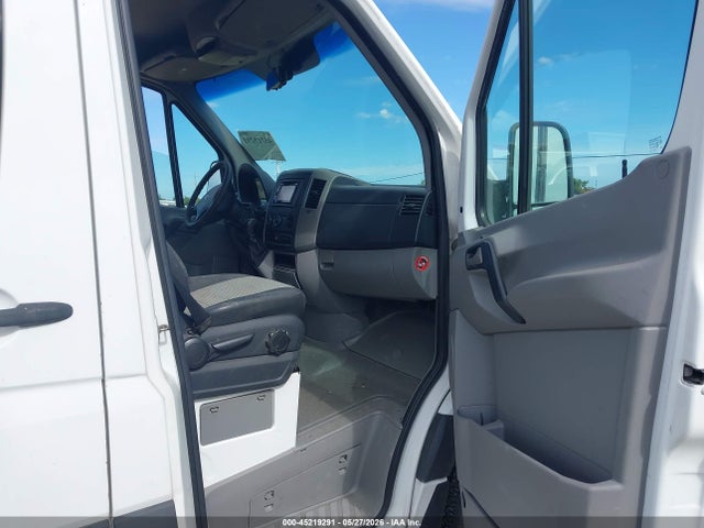Dodge Sprinter Van 2500