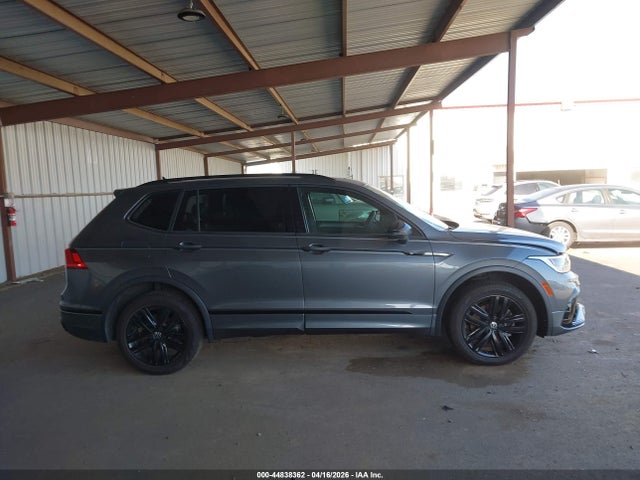 Volkswagen Tiguan 2.0t Se R-line Black