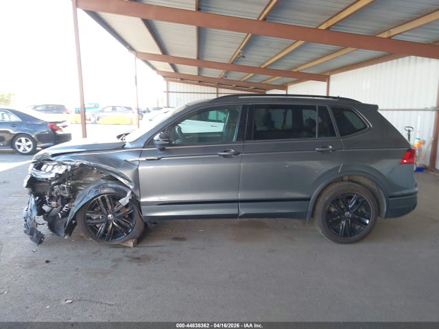 Volkswagen Tiguan 2.0t Se R-line Black