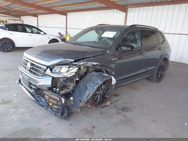 Volkswagen Tiguan 2.0t Se R-line Black