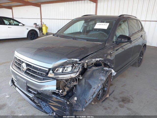 Volkswagen Tiguan 2.0t Se R-line Black