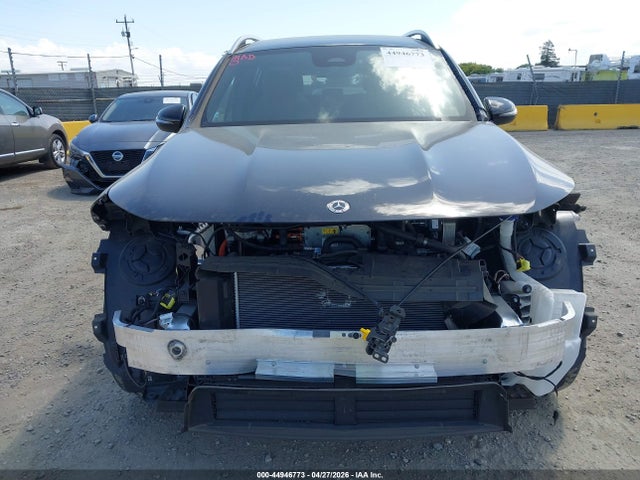 Mercedes-Benz EQB 4matic