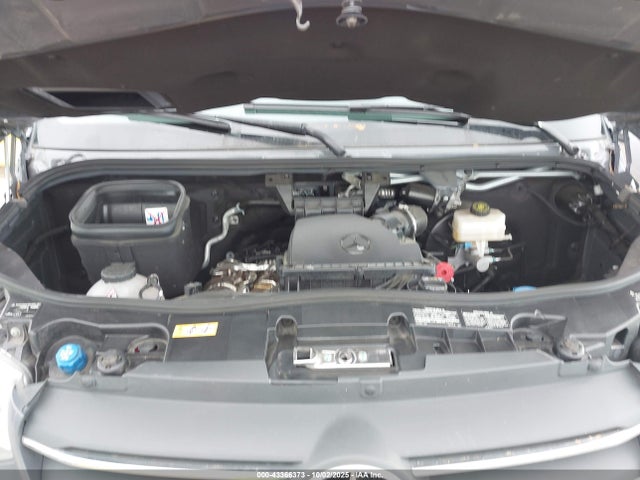 Mercedes-Benz Sprinter 2500 High Roof 4-cyl Diesel Ho