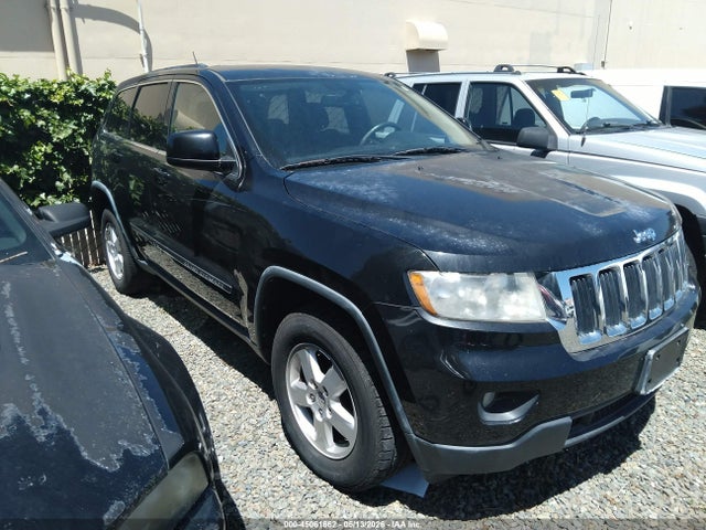 Salvage Jeep Grand Cherokee Image