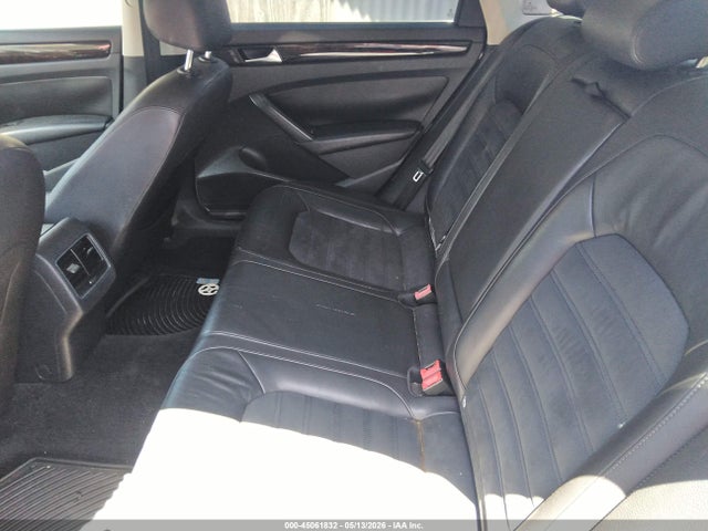Volkswagen Passat 2.0l Tdi Sel Premium