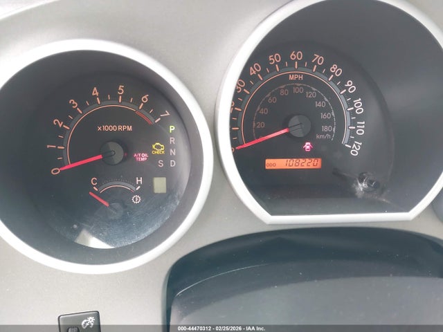 Toyota Sequoia Sr5 5.7l V8