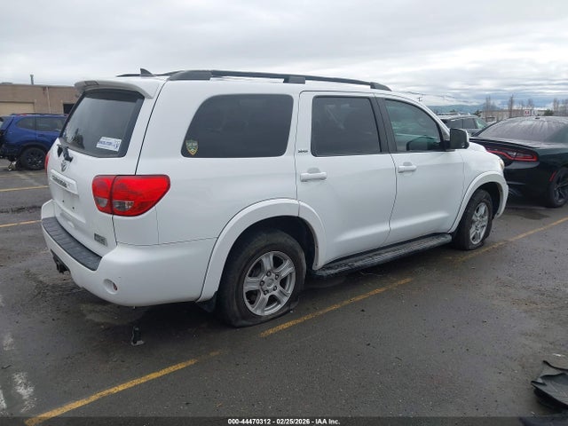 Toyota Sequoia Sr5 5.7l V8