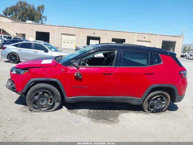 Jeep Compass Trailhawk 4x4
