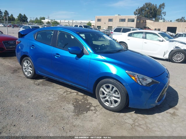 Salvage Toyota Yaris Image