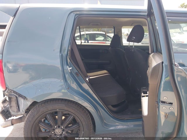 Scion xB
