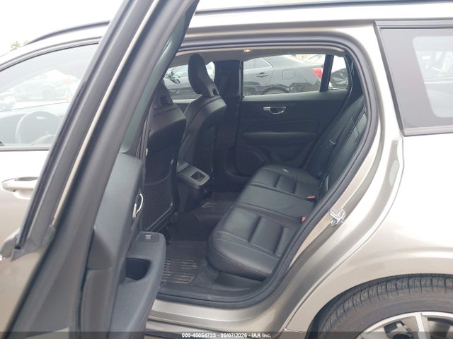 Volvo V60 T5 Momentum
