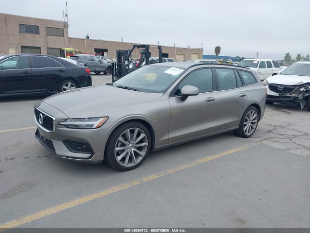Volvo V60 T5 Momentum