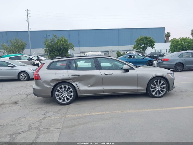 Volvo V60 T5 Momentum
