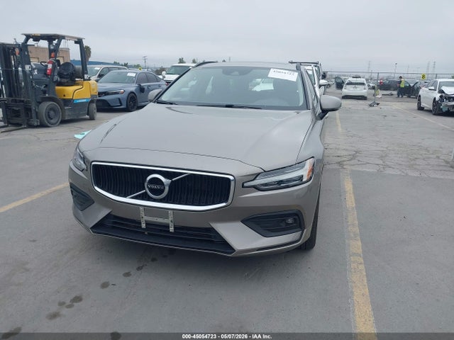 Volvo V60 T5 Momentum